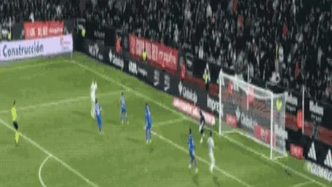 东欧球员围剿詹姆斯，独行侠逆袭湖人终结五连败